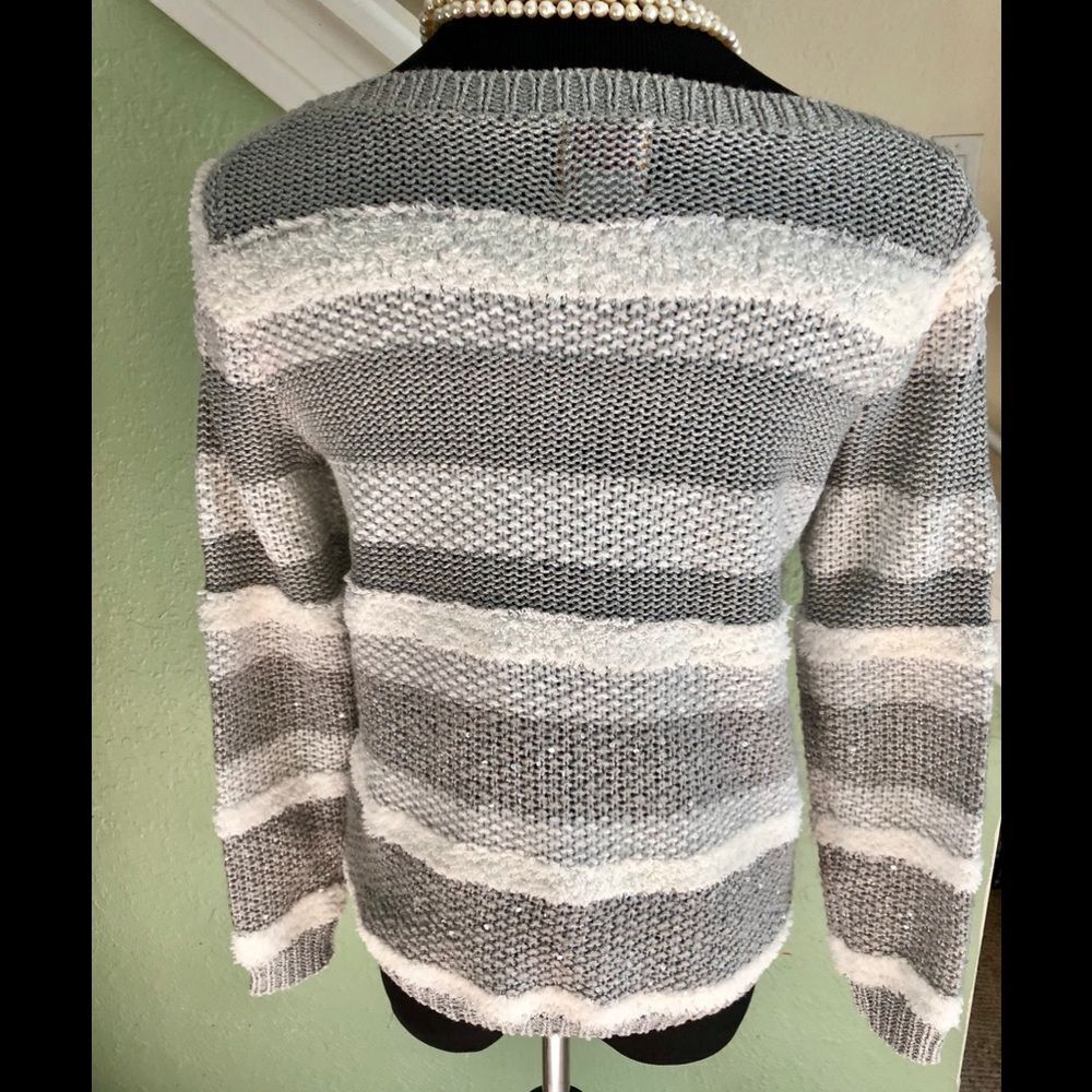 Beautiful Sweater By Ruby Rd. In Ps - image 3